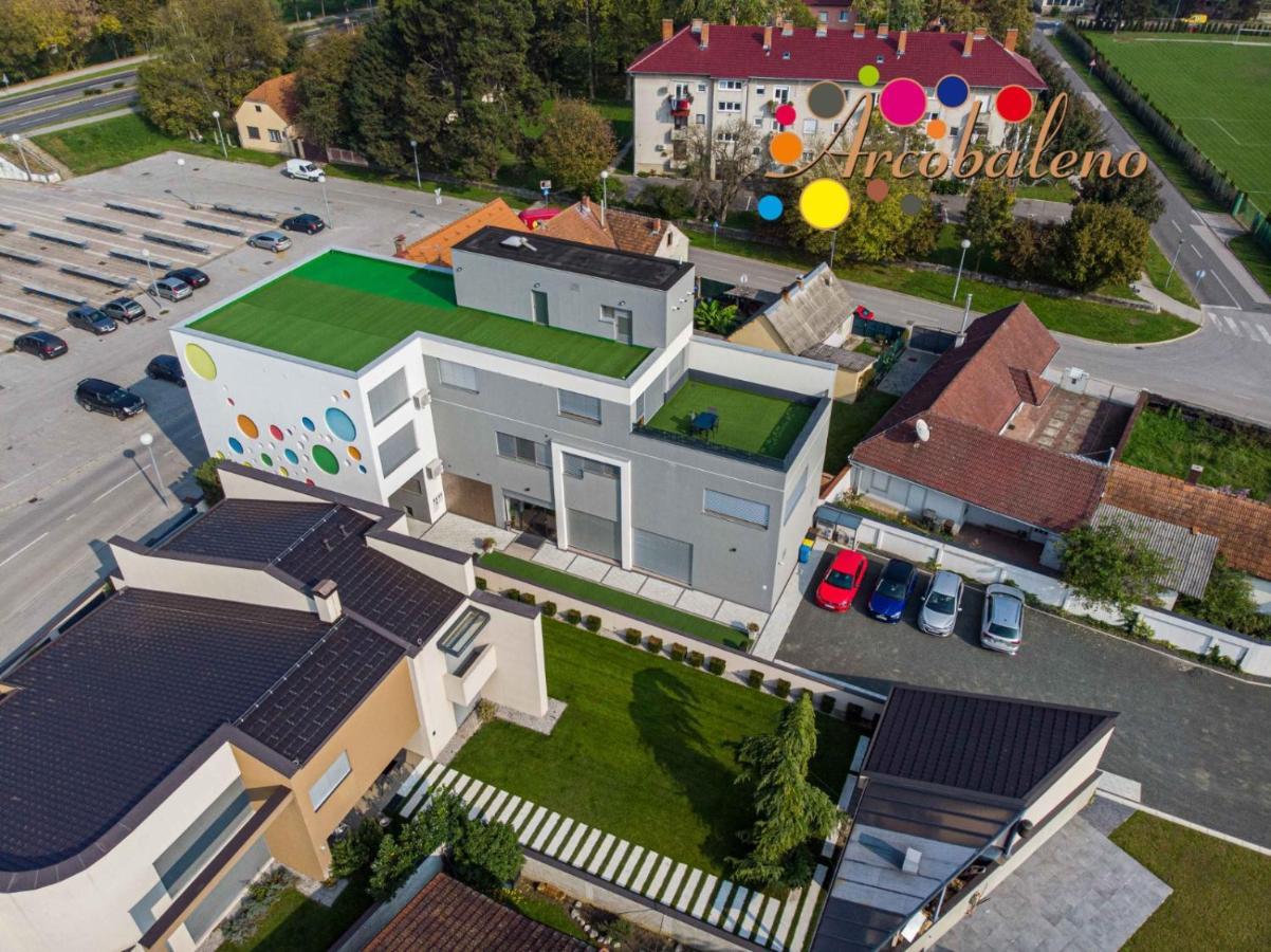 Arcobaleno Apartments & Rooms Varazdin Exterior photo