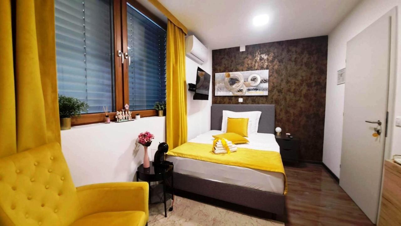 Arcobaleno Apartments & Rooms Varazdin Exterior photo